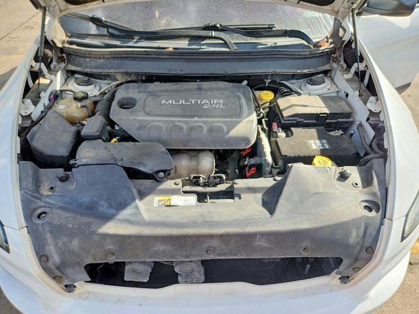 2015 JEEP CHEROKEE SPORT FWD