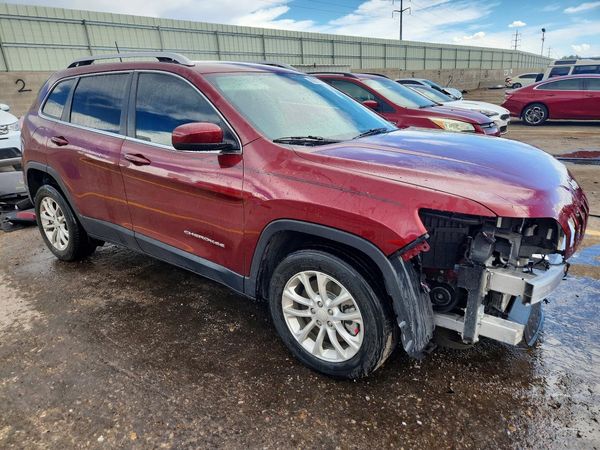 2019 JEEP CHEROKEE LATITUDE FWD