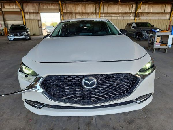 2023 MAZDA 3 Premium Plus Package