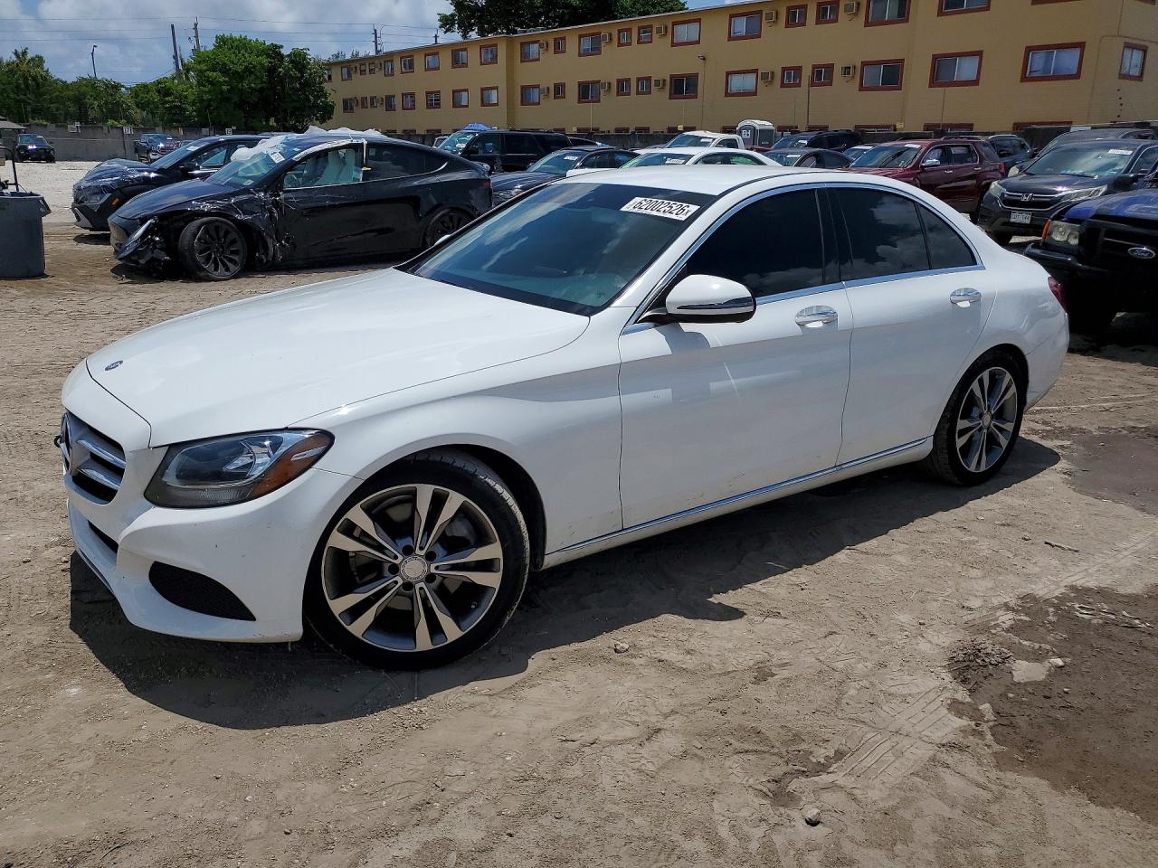 2016 MERCEDES-BENZ C C300