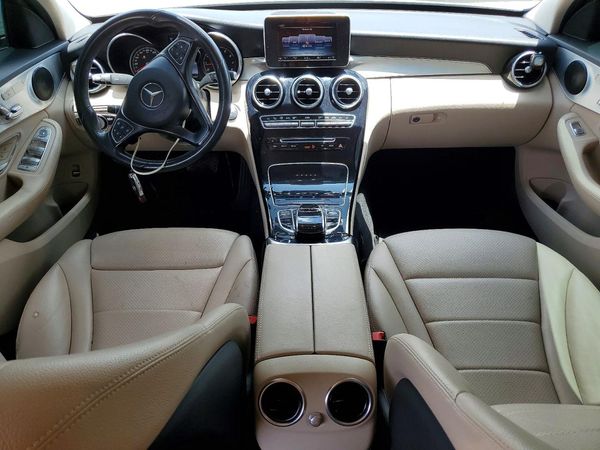 2016 MERCEDES-BENZ C C300