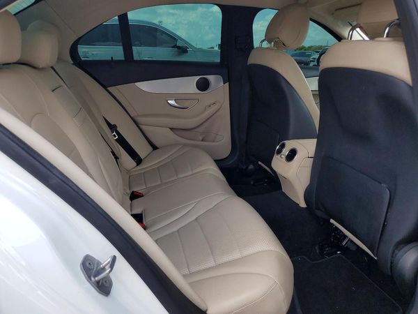 2016 MERCEDES-BENZ C C300