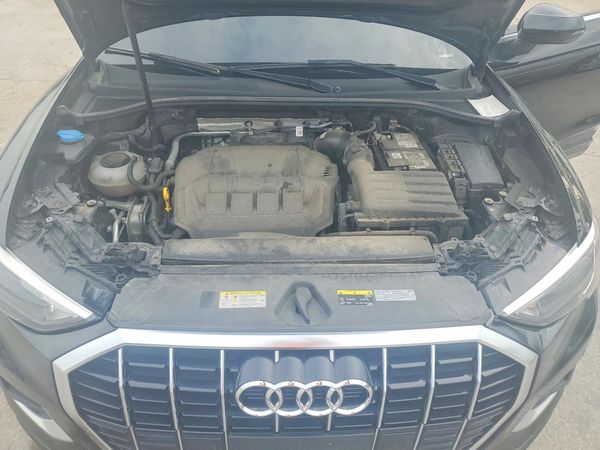 2021 AUDI Q3 quattro Premium