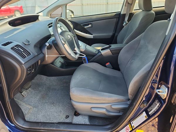 2015 TOYOTA PRIUS
