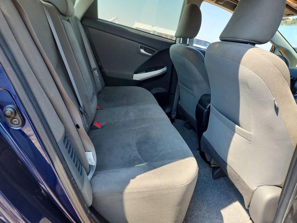 2015 TOYOTA PRIUS