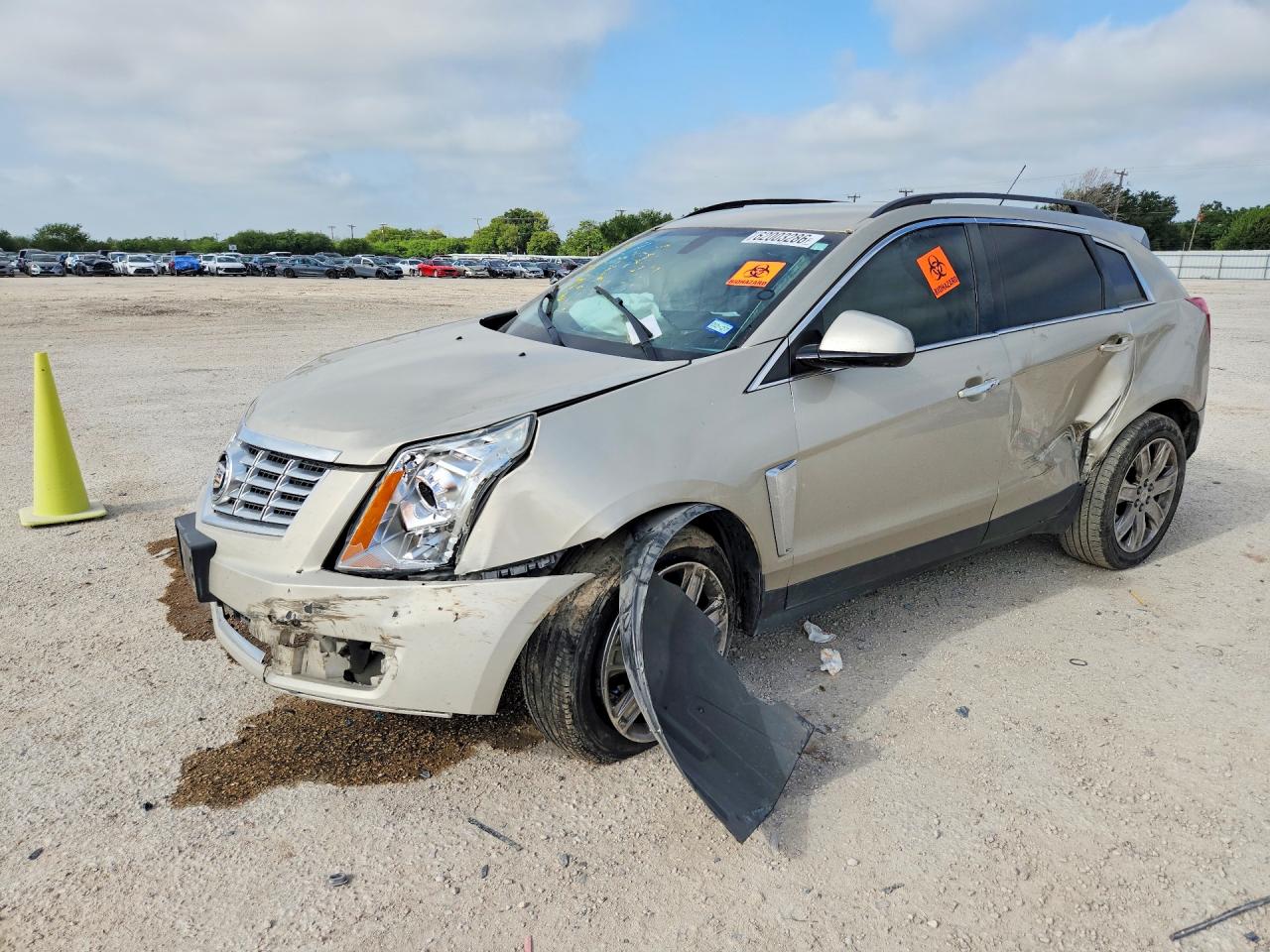 2016 CADILLAC SRX Standard — Front 3/4