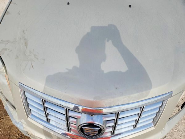 2016 CADILLAC SRX Standard — Engine bay