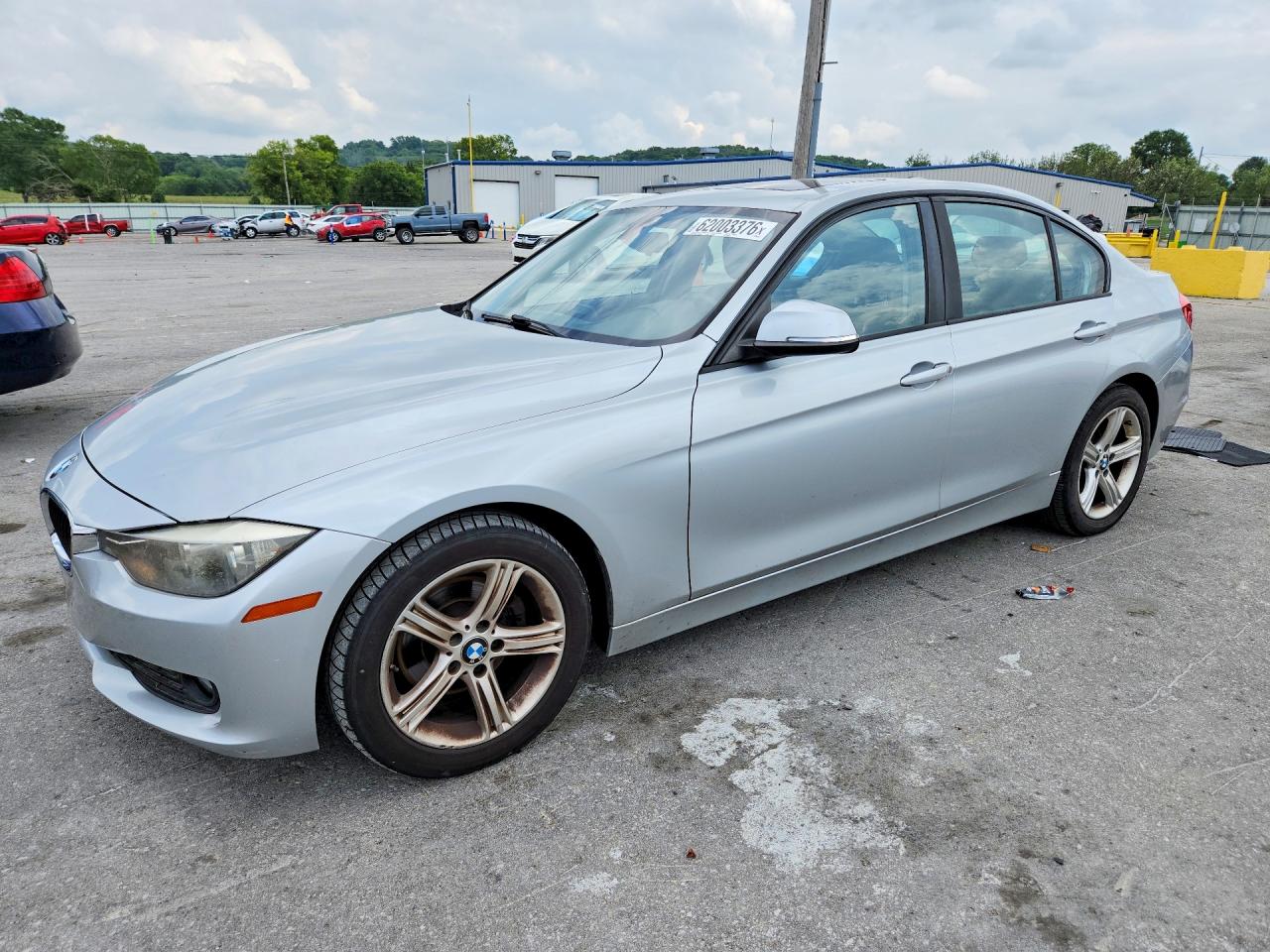 2015 BMW 320