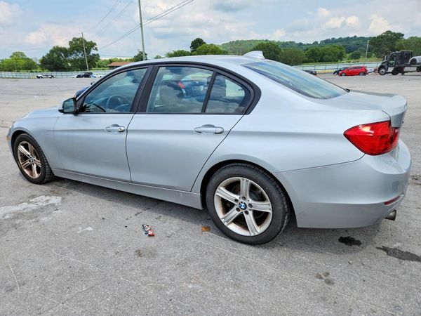 2015 BMW 320