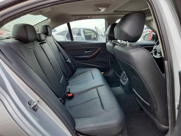 2015 BMW 320