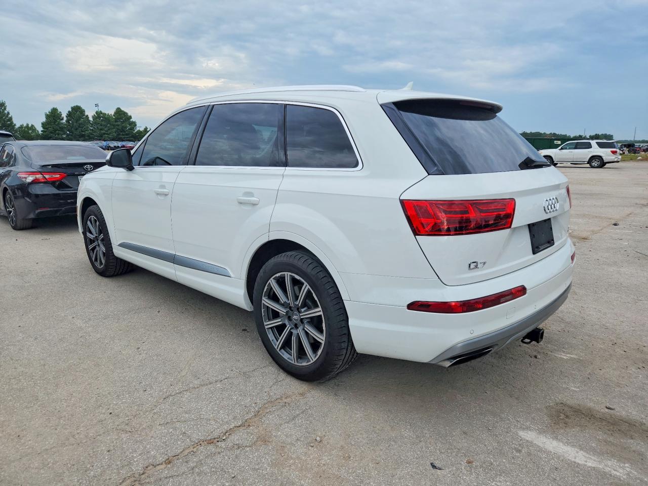 2018 AUDI Q7 quattro Premium