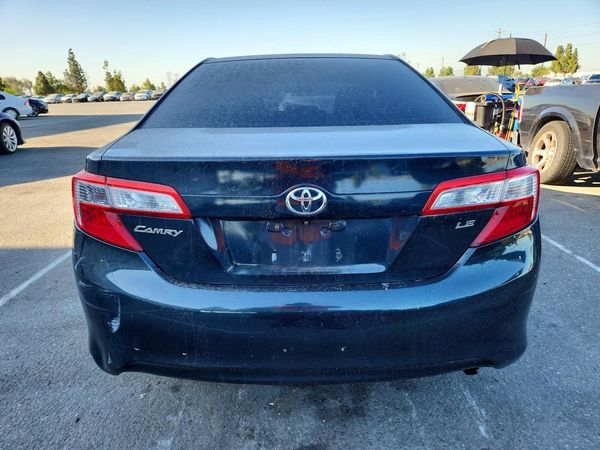 2012 TOYOTA CAMRY