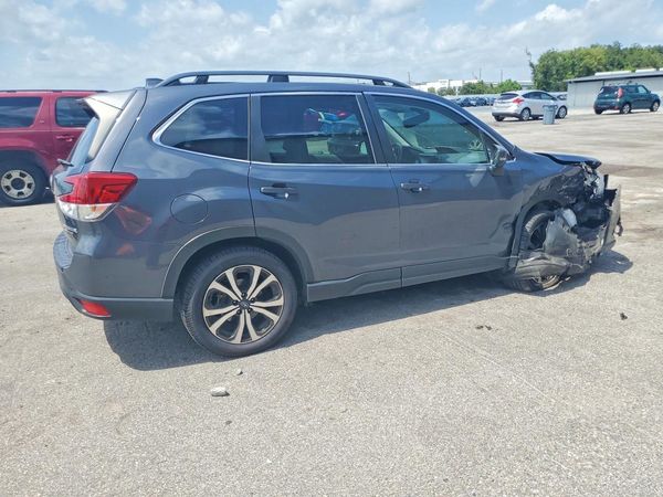 2023 SUBARU FORESTER