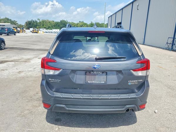 2023 SUBARU FORESTER