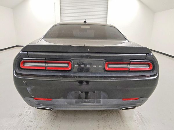 2015 DODGE CHALLENGER SXT PLUS