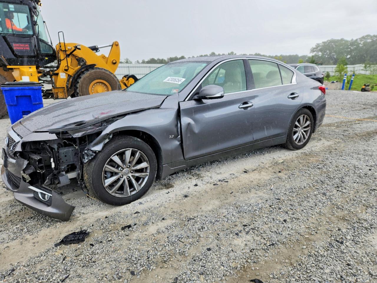 2015 INFINITI Q50