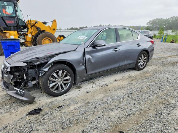 2015 INFINITI Q50