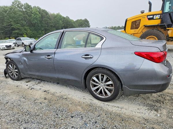 2015 INFINITI Q50