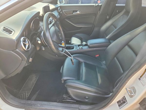2017 MERCEDES-BENZ CLA