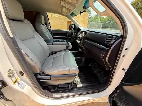 2016 TOYOTA TUNDRA SR/SR5