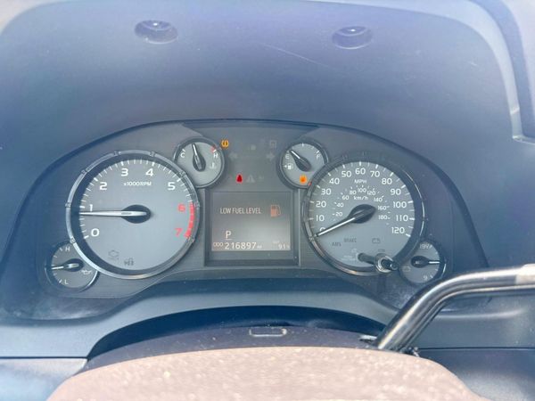 2016 TOYOTA TUNDRA SR/SR5