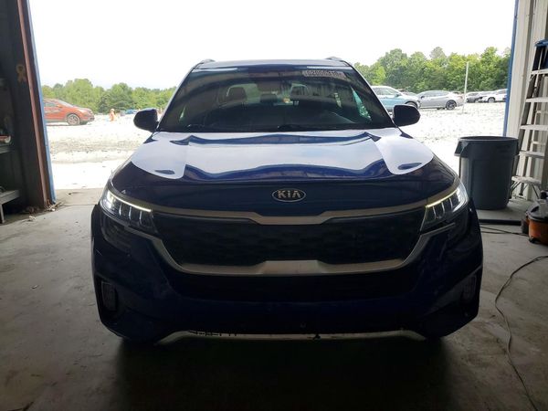 2021 KIA SELTOS SX