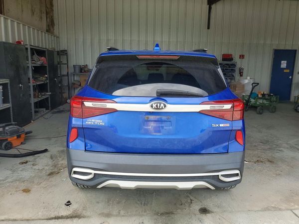 2021 KIA SELTOS SX