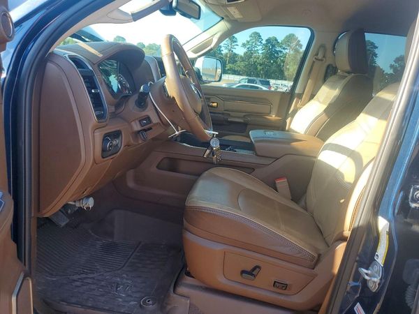 2022 RAM 3500 LONGHORN CREW CAB 4X4 — DENT