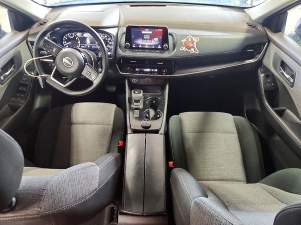 2022 NISSAN ROGUE SV