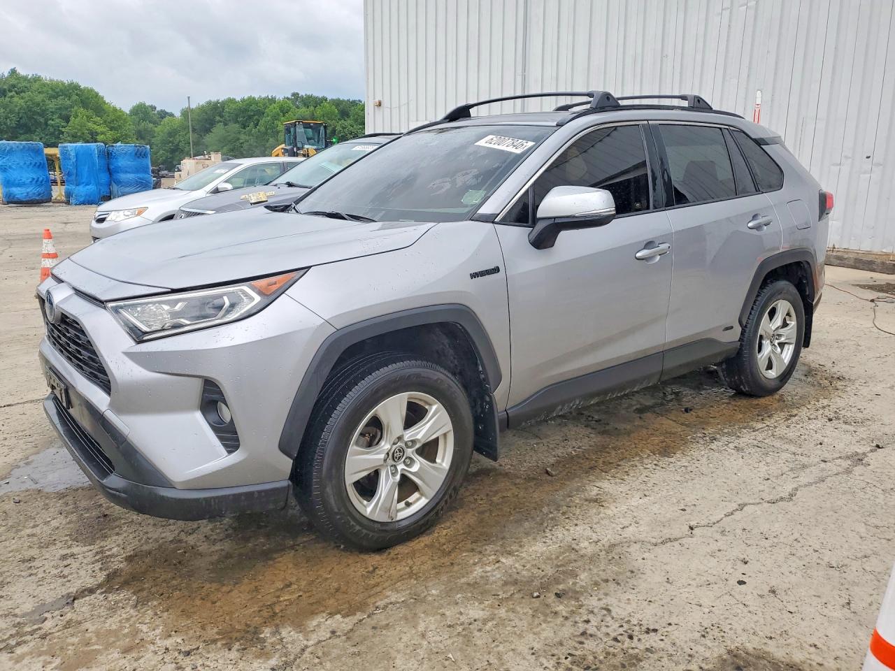 2021 TOYOTA RAV4 XLE HV
