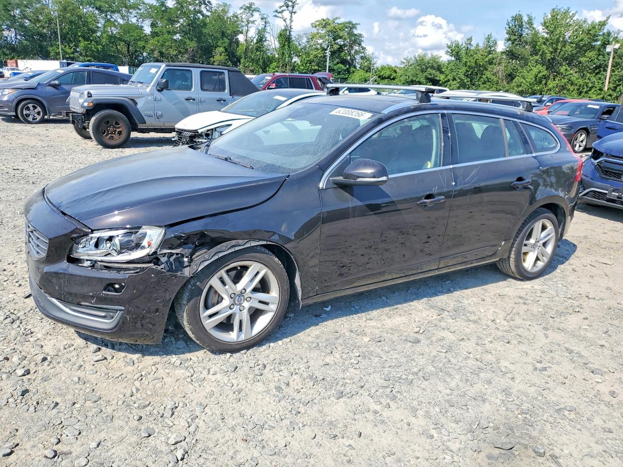2015 VOLVO V60 Premier+ (non R design)