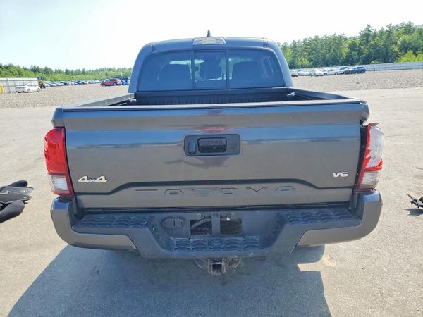 2022 TOYOTA TACOMA SR5