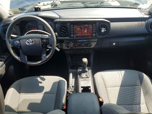 2022 TOYOTA TACOMA SR5