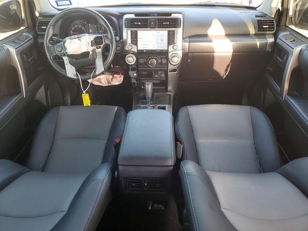 2024 TOYOTA 4RUNNER SR5 Prem