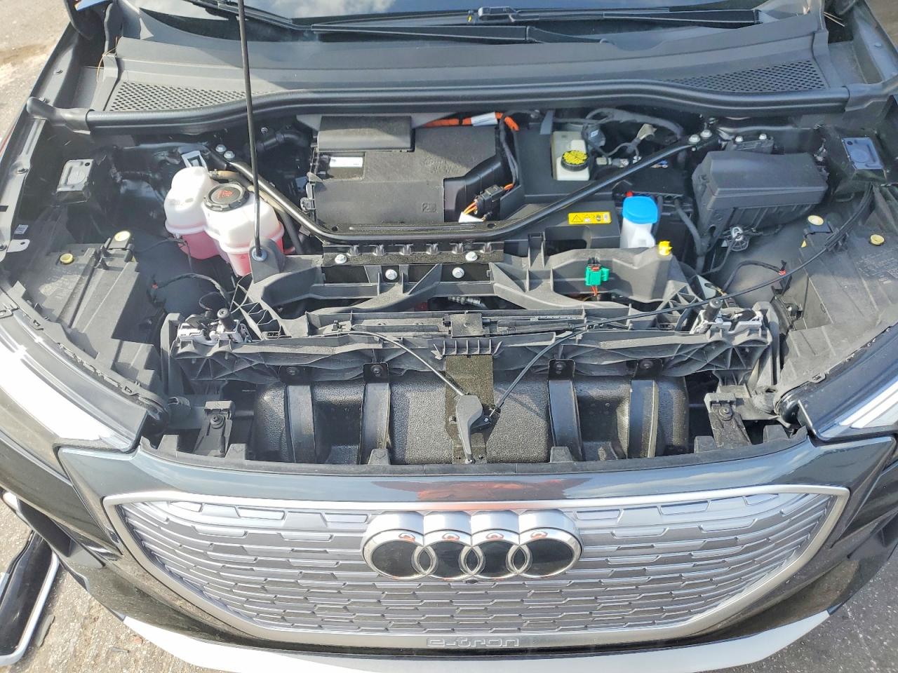 2023 AUDI Q4 E-TRON 40 e-tron Premium Plus