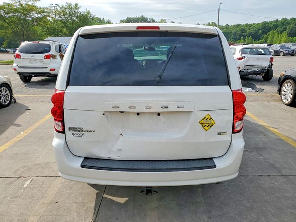 2018 DODGE GRAND CARAVAN SE