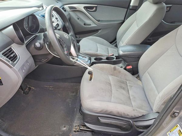 2013 HYUNDAI ELANTRA