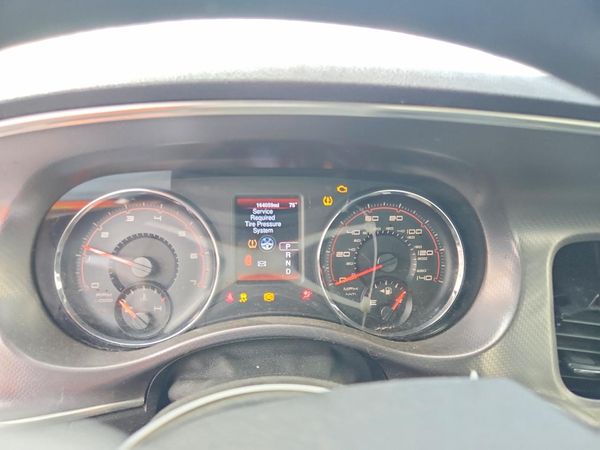 2014 DODGE CHARGER SE