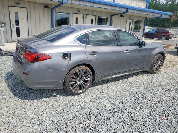 2018 INFINITI Q70L