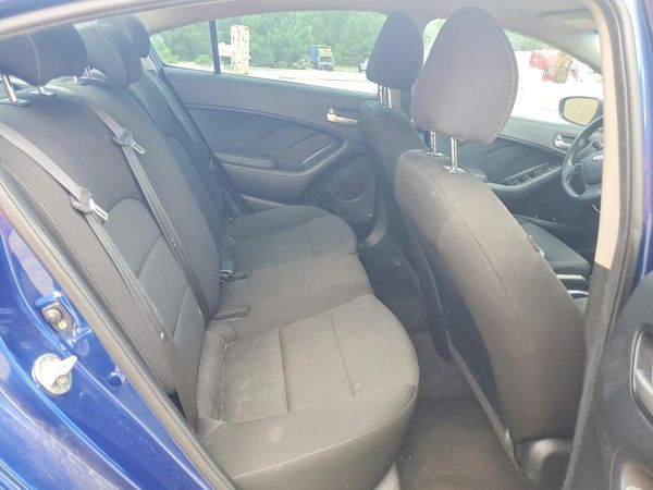2018 KIA FORTE LX Base