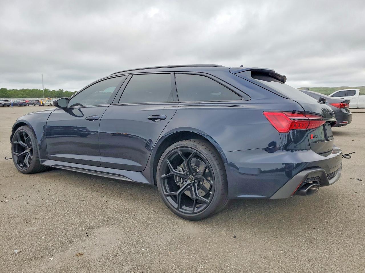 2025 AUDI RS6 Performance quattro