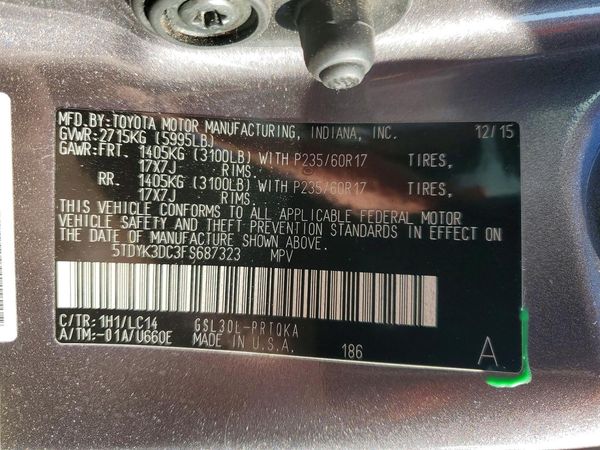 2015 TOYOTA SIENNA