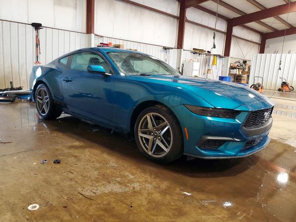 2026 FORD MUSTANG I4