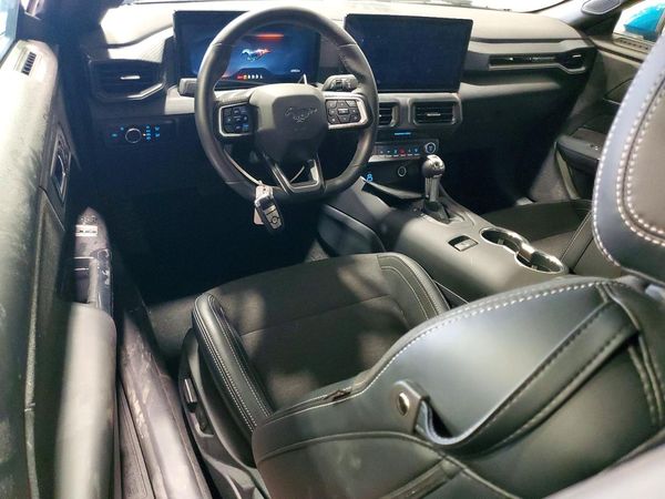 2026 FORD MUSTANG I4