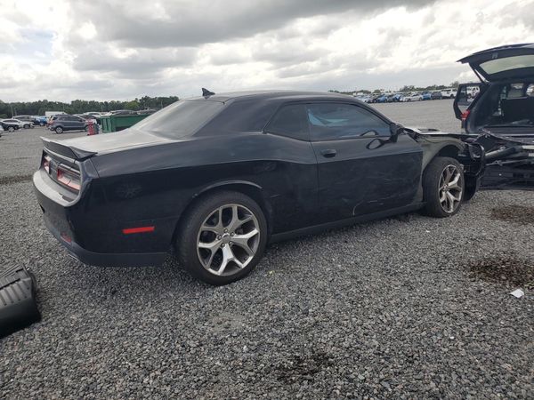 2015 DODGE CHALLENGER SXT Plus