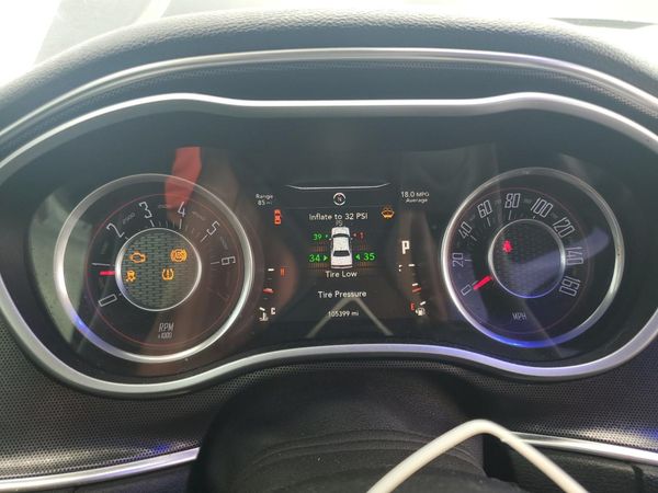 2015 DODGE CHALLENGER SXT Plus