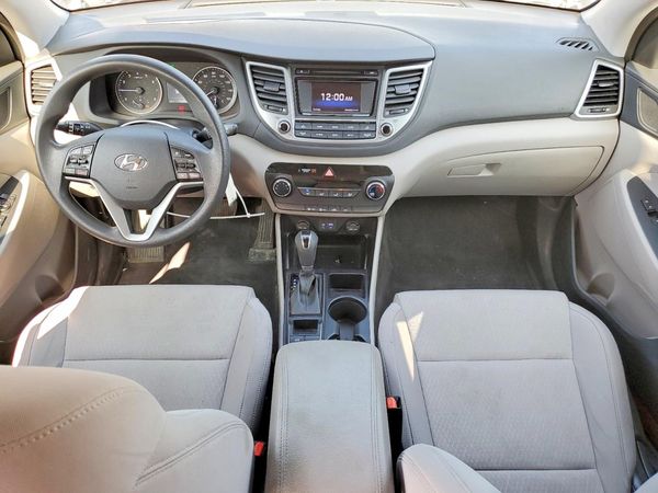 2017 HYUNDAI TUCSON