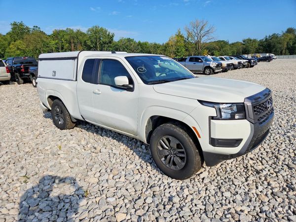 2025 NISSAN FRONTIER