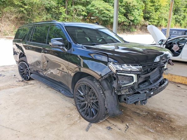2023 CHEVROLET SUBURBAN RST