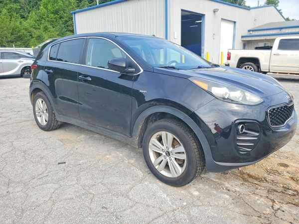 2017 KIA SPORTAGE LX